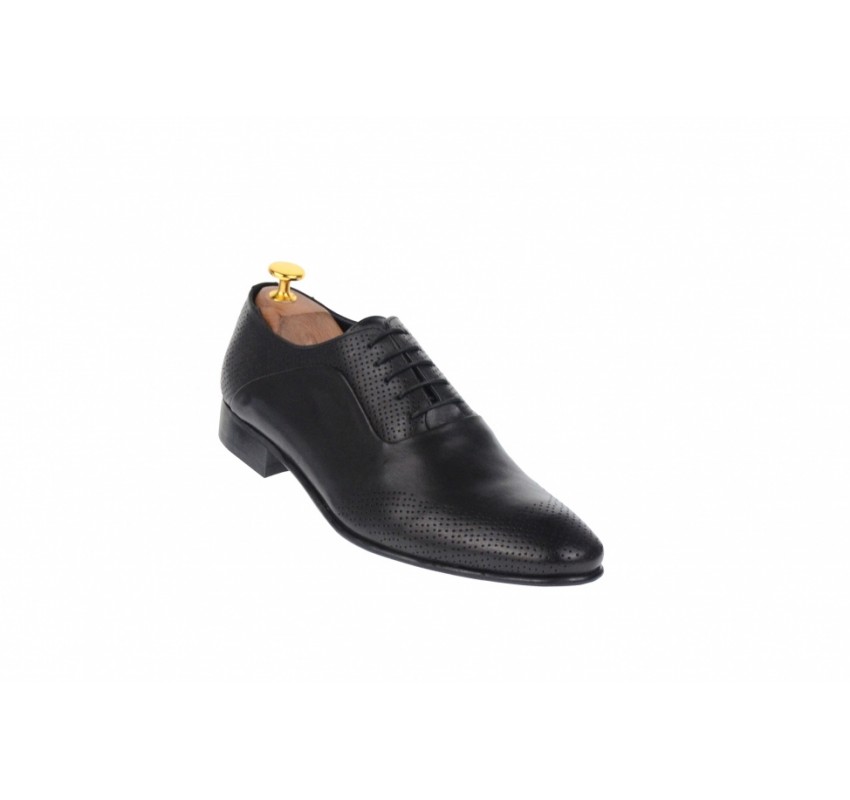 OFERTA MARIMEA 42  - Pantofi barbati office, eleganti din piele naturala, cu perforatii - 587N