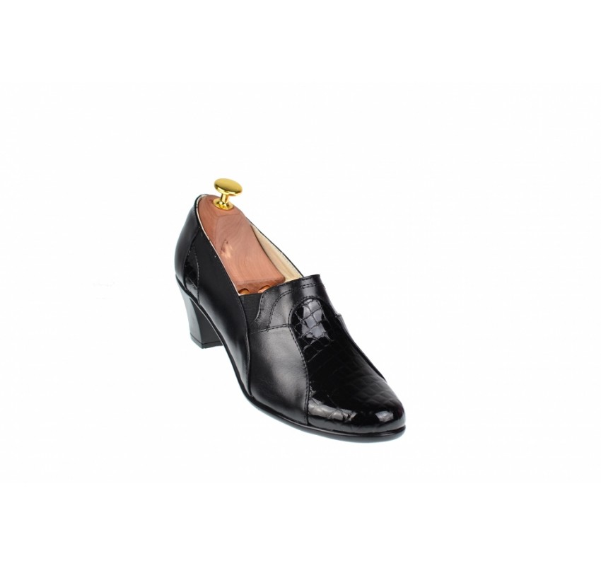 Oferta marimea 38 - Pantofi dama, eleganti, din piele naturala in combinatie cu piele lac - LP34LN